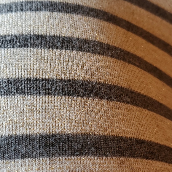 Top - Picture 4 of 4